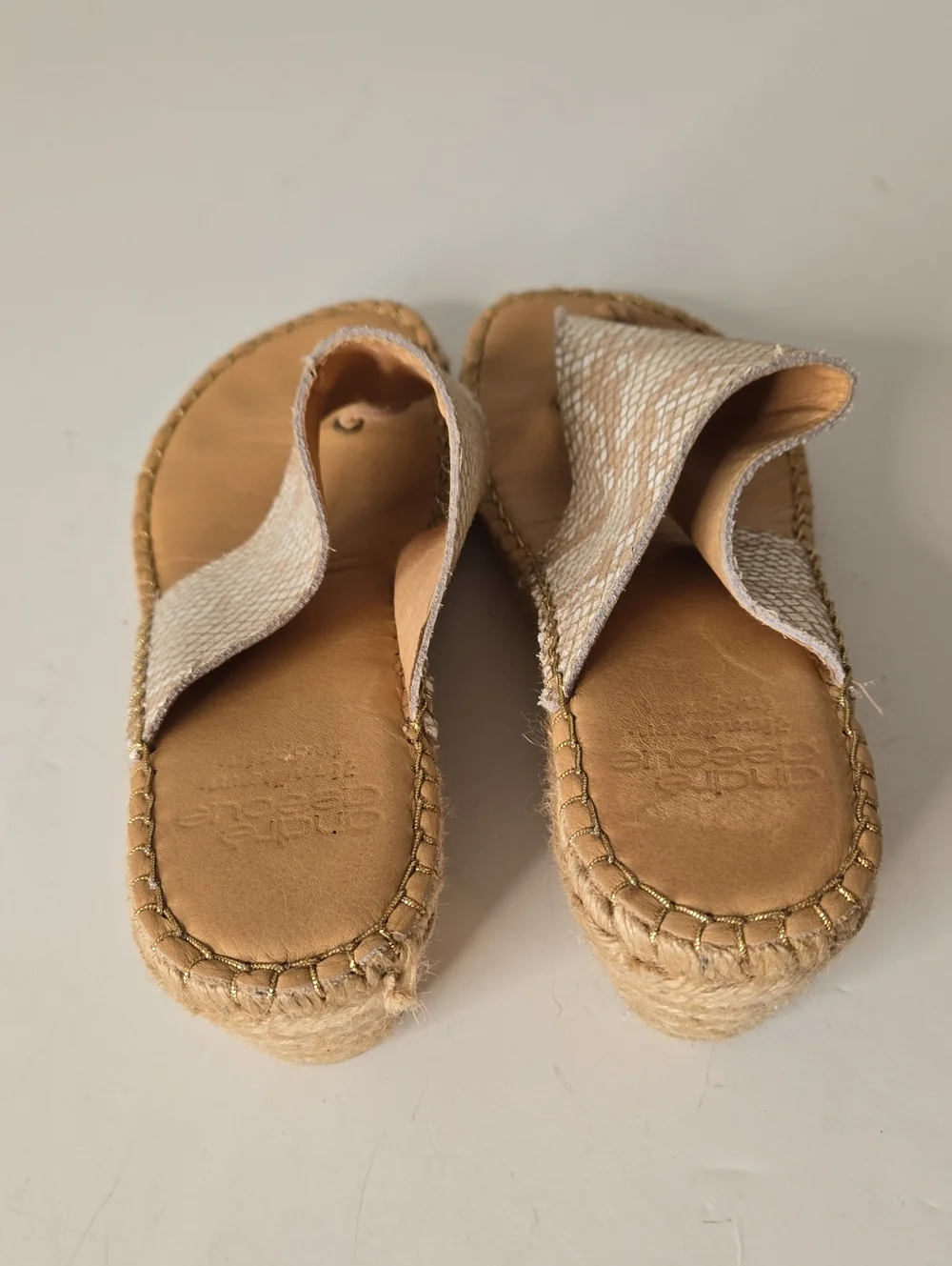 Andre Assous Cream And Gold Snake Print Espadrille Wedge Sandals 39